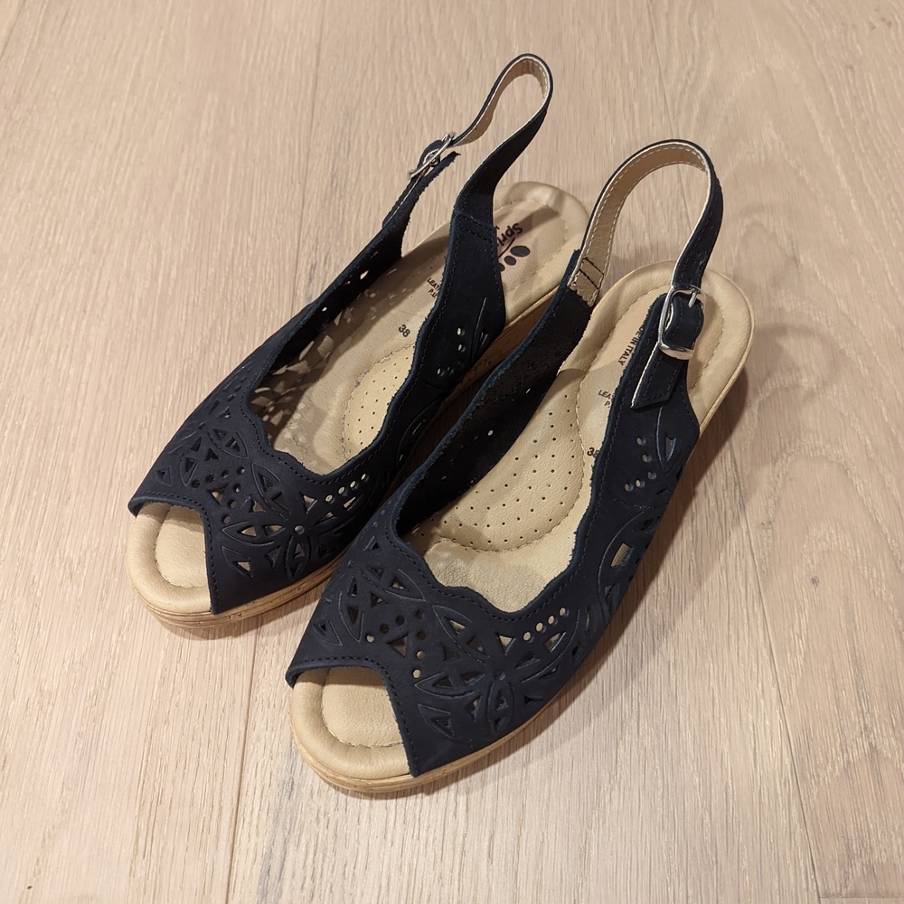 Spring Step Black Slingback Sandals - Picture 9 of 10